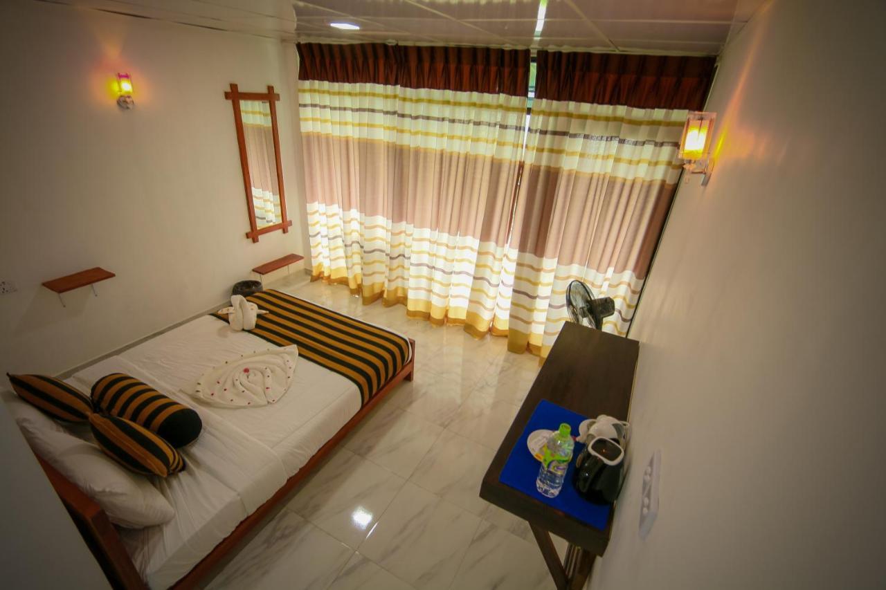 Onestar Ella Hotel Exterior foto